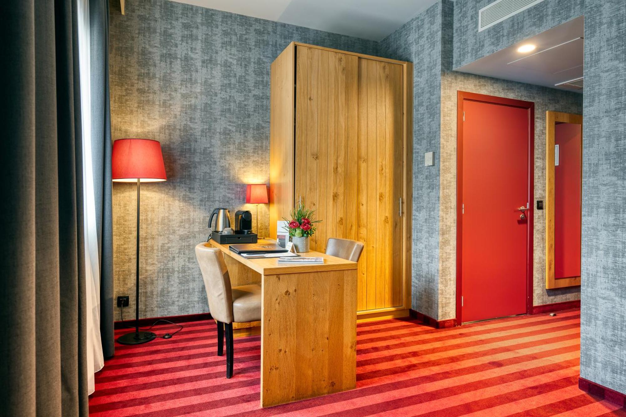 Hotel Verviers Van Der Valk Luaran gambar