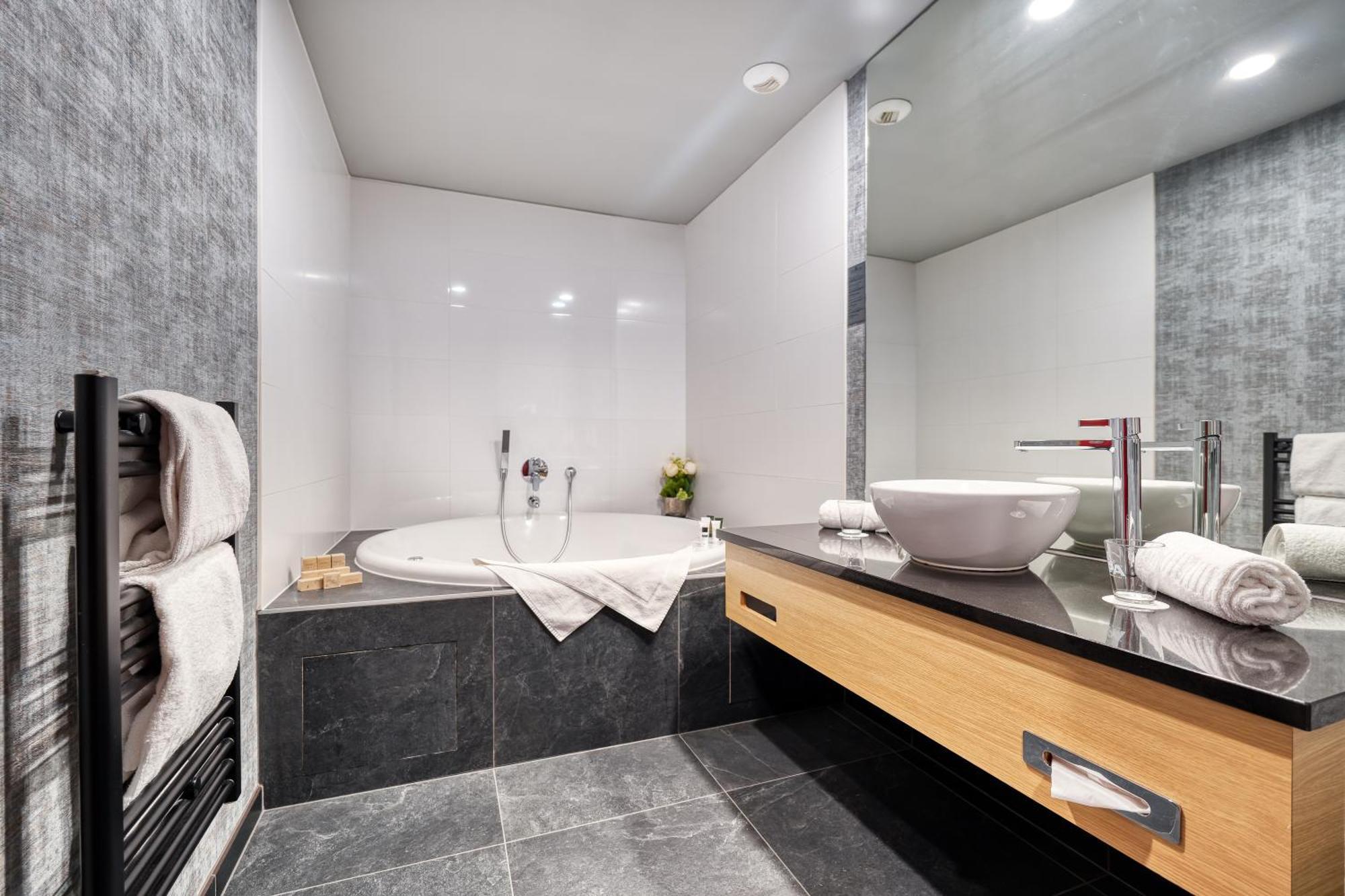 Hotel Verviers Van Der Valk Luaran gambar