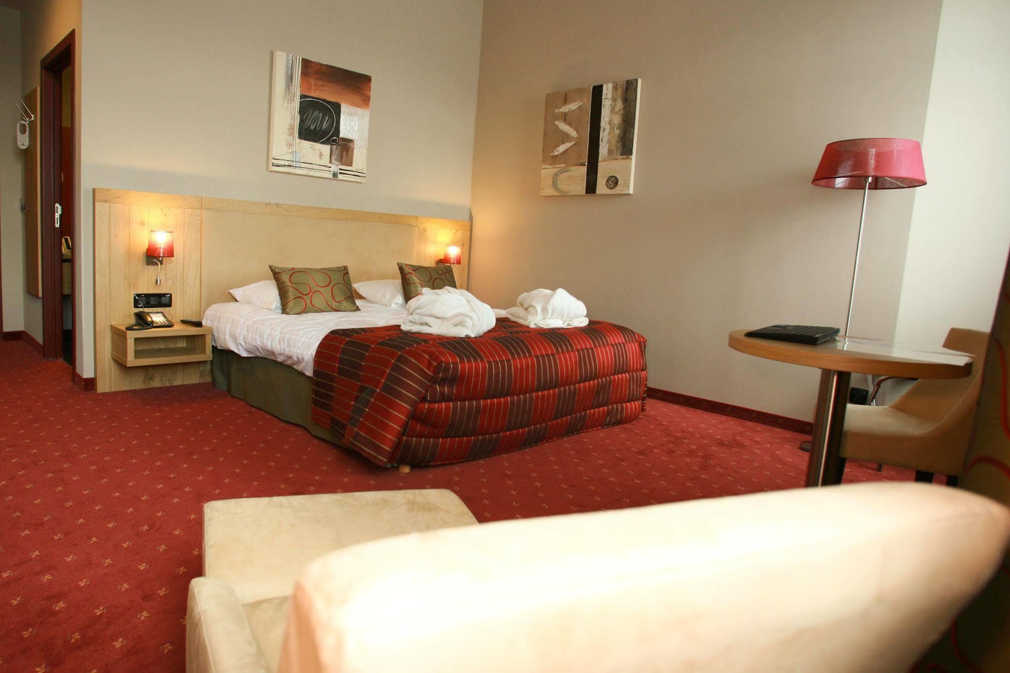 Hotel Verviers Van Der Valk Luaran gambar